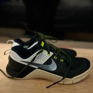 Nike White Black Metcon 1 Flywire training  Shoes Size 6.5